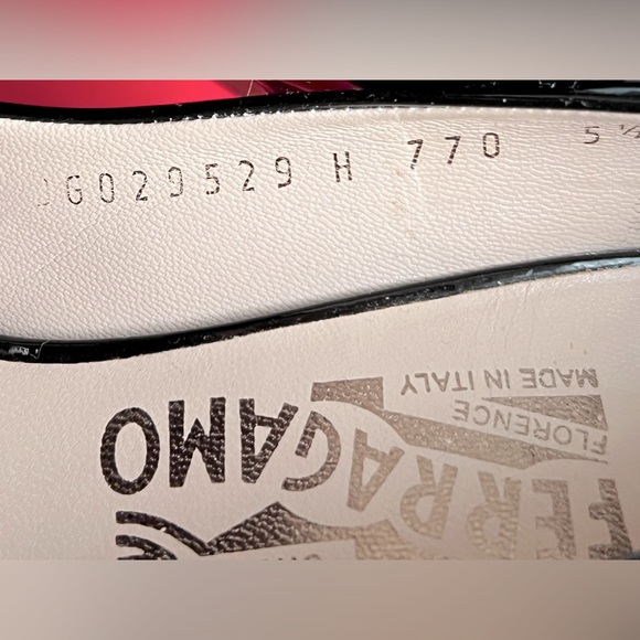 Salvatore Ferragamo Peep-Toe Heels - 5.5 - Picture 4 of 4